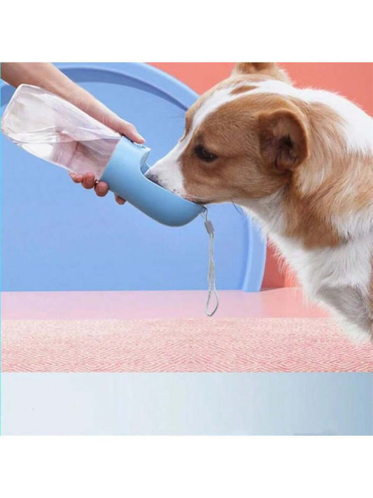 Portable Outdoor Plastic Pet Water Bottle for Dogs, with Cup Attached
