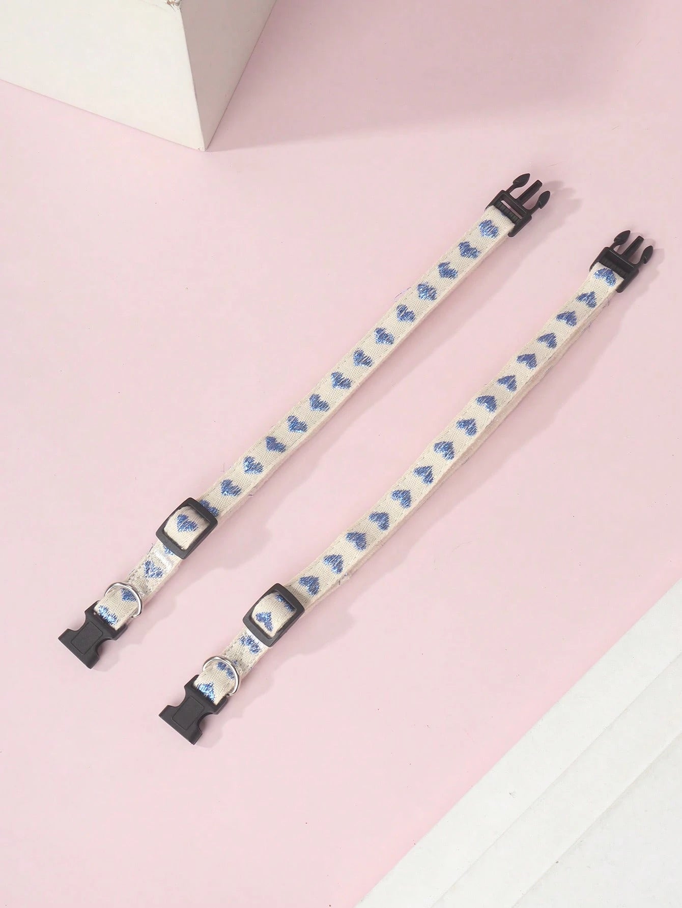 1 Piece of Heart Patterned Jacquard Thin Soft Pet Collar Suitable for Small Cats and Dogs to Use at Home and Outdoors (Not Suitable for Cat and Dog Accessories for Large Dogs)